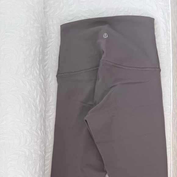 Lot of 3 lululemon leggings. Size 4. 28” length. High rise - Picture 4 of 9